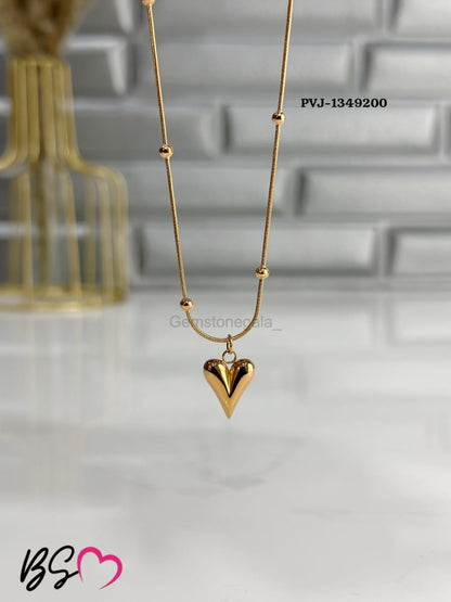 Premium Heart Elegant Necklace – Elevate Your Everyday Look