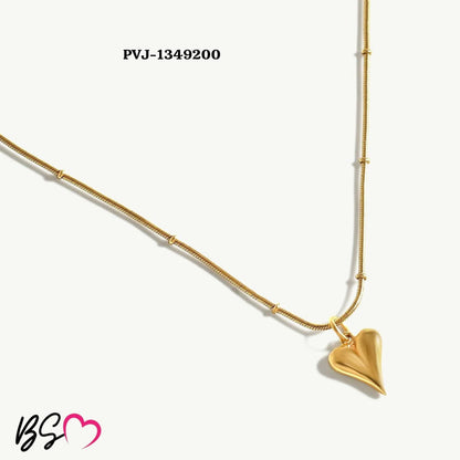 Premium Heart Elegant Necklace – Elevate Your Everyday Look